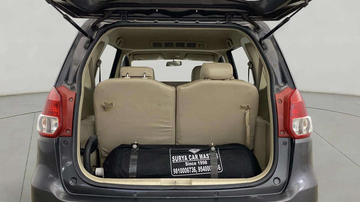 2017 Maruti Ertiga ZXI, CNG, Manual, 38,711 km, Boot Open Zoomed View