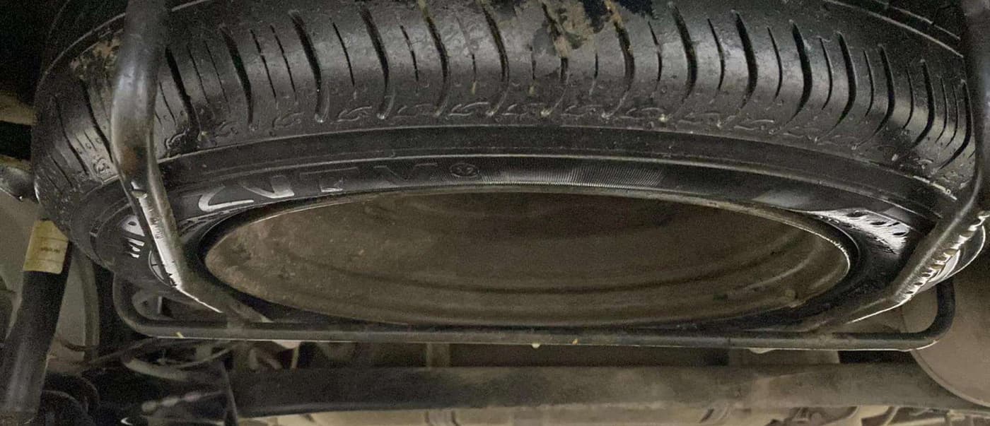 2017 Maruti Ertiga ZXI, CNG, Manual, 38,711 km, Spare Tyre