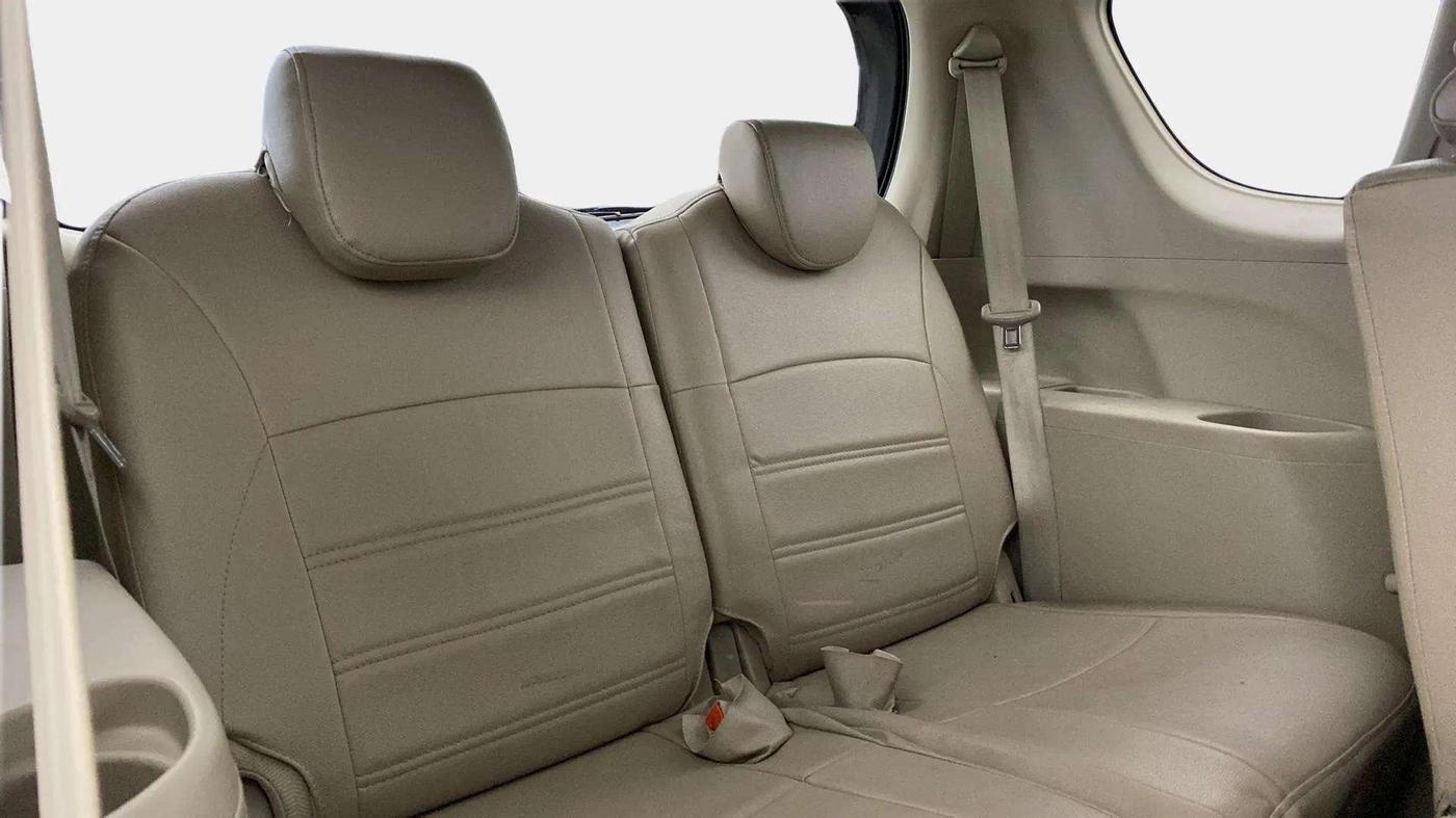 2017 Maruti Ertiga ZXI, CNG, Manual, 38,711 km, Third Seat Row ( optional )