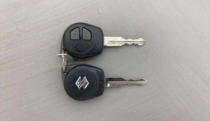 2022 Maruti Swift VXI, Petrol, Manual, 44,788 km, Key Close Up