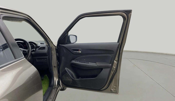 2022 Maruti Swift VXI, Petrol, Manual, 44,788 km, RHS Front Door