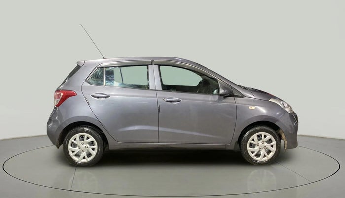 2017 Hyundai Grand i10 MAGNA 1.2 KAPPA VTVT, Petrol, Manual, 28,374 km, Right Side View