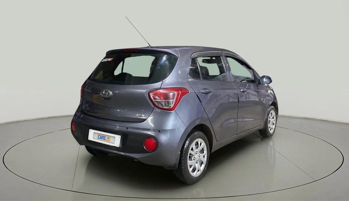 2017 Hyundai Grand i10 MAGNA 1.2 KAPPA VTVT, Petrol, Manual, 28,374 km, Right Back Diagonal