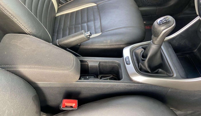 2021 Tata ALTROZ XZ PETROL, CNG, Manual, 70,377 km, Gear Lever