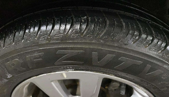 2018 Maruti Wagon R 1.0 VXI+, Petrol, Manual, 55,998 km, Right Front Tyre Tread