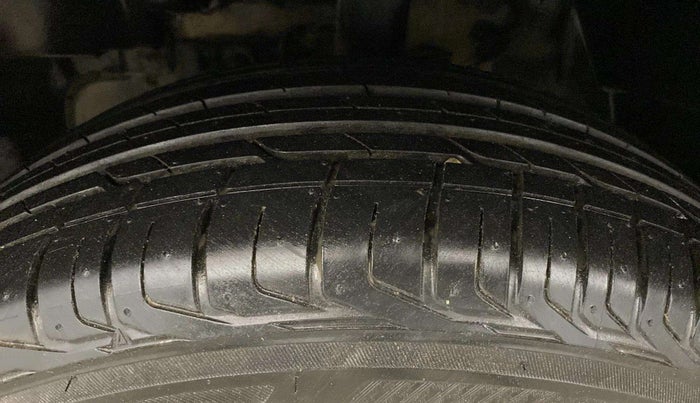 2018 Tata NEXON XM PETROL, Petrol, Manual, 47,185 km, Left Front Tyre Tread