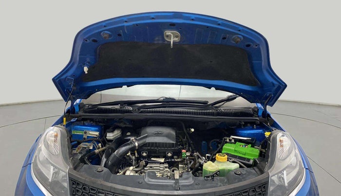 2018 Tata NEXON XM PETROL, Petrol, Manual, 47,185 km, Open Bonet
