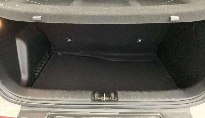 2021 KIA SONET GTX PLUS 1.5 AT, Diesel, Automatic, 76,184 km, Boot Inside