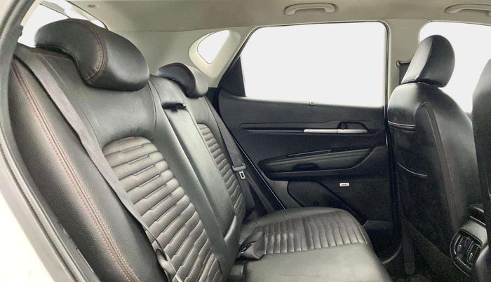 2021 KIA SONET GTX PLUS 1.5 AT, Diesel, Automatic, 76,184 km, Right Side Rear Door Cabin
