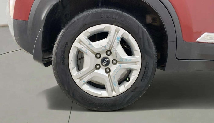 2020 KIA SONET HTK PLUS 1.5 AT, Diesel, Automatic, 58,420 km, Right Rear Wheel