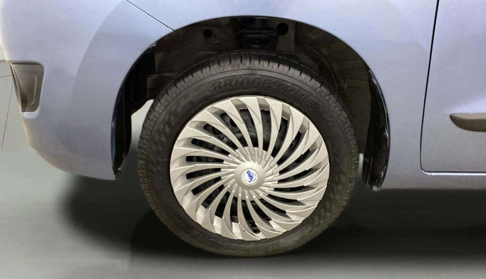 2013 Maruti Wagon R 1.0 VXI, Petrol, Manual, 66,461 km, Left Front Wheel