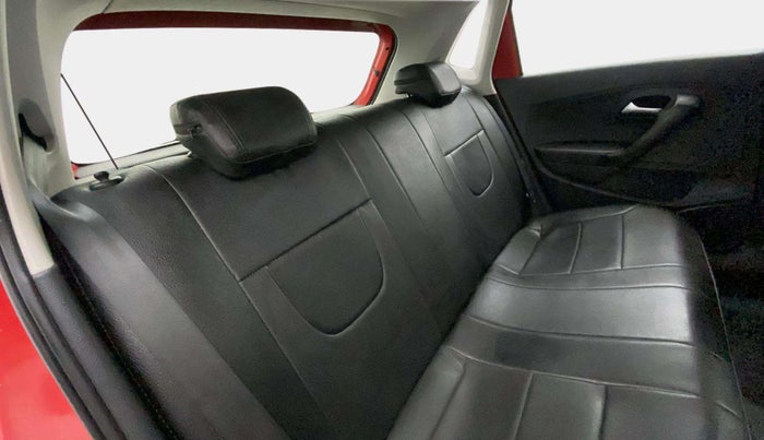 2016 Volkswagen Polo COMFORTLINE 1.2L, Petrol, Manual, 62,676 km, Right Side Rear Door Cabin
