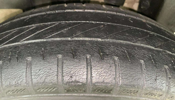 2019 Maruti Swift VXI AMT, Petrol, Automatic, 69,737 km, Left Rear Tyre Tread