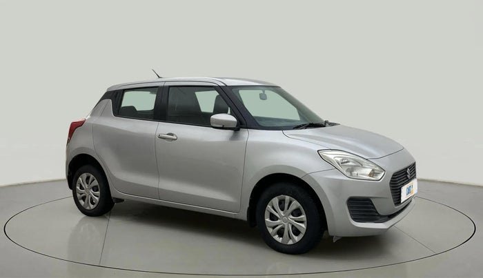 2019 Maruti Swift VXI AMT, Petrol, Automatic, 69,737 km, Right Front Diagonal