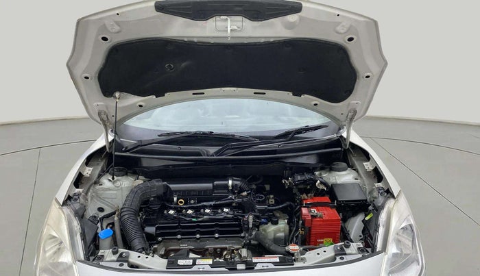 2019 Maruti Swift VXI AMT, Petrol, Automatic, 69,737 km, Open Bonet