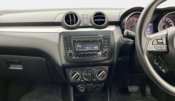 2019 Maruti Swift VXI AMT, Petrol, Automatic, 69,737 km, Air Conditioner