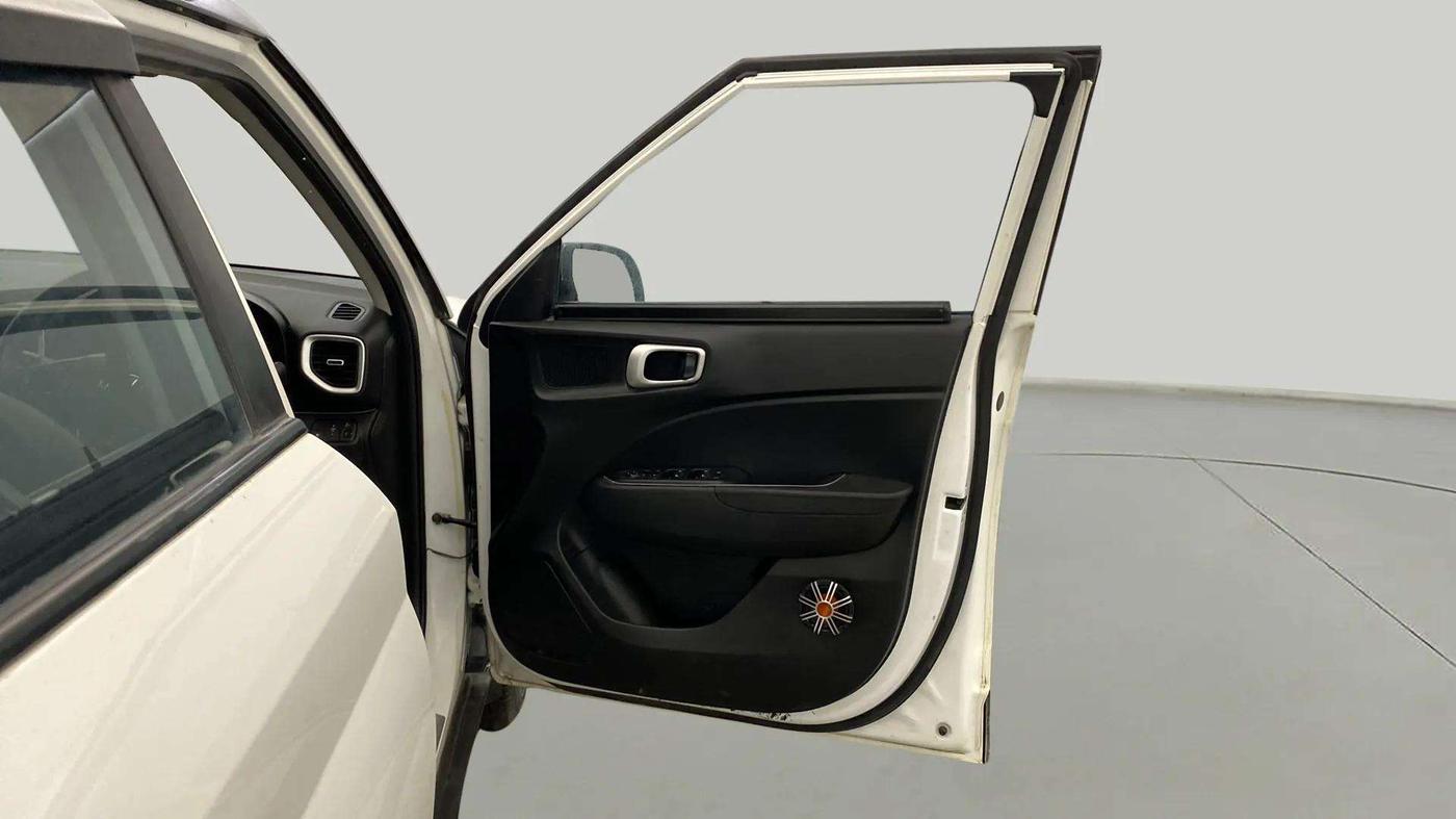 2020 Hyundai VENUE SX PLUS 1.0 TURBO DCT, Petrol, Automatic, 40,907 km, RHS Front Door
