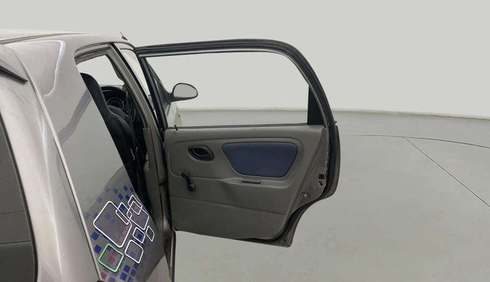 2014 Maruti Alto K10 VXI, Petrol, Manual, 43,443 km, RHS Rear Door