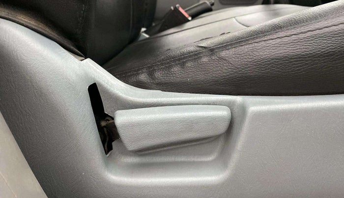 2014 Maruti Alto K10 VXI, Petrol, Manual, 43,443 km, Driver Side Adjustment Panel
