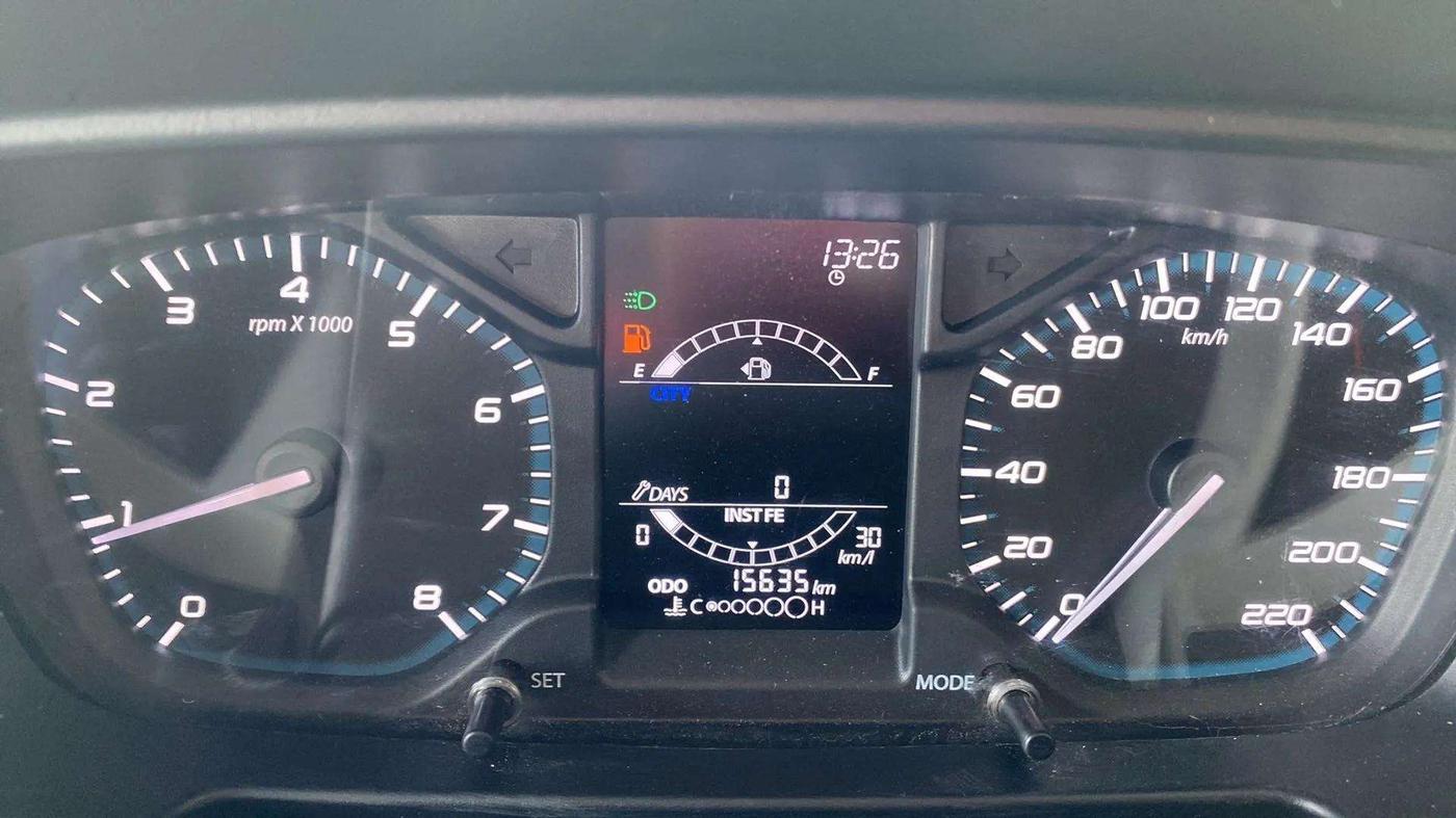 2022 Tata PUNCH ACCOMPLISHED DAZZLE PACK MT, Petrol, Manual, 15,639 km, Odometer Image