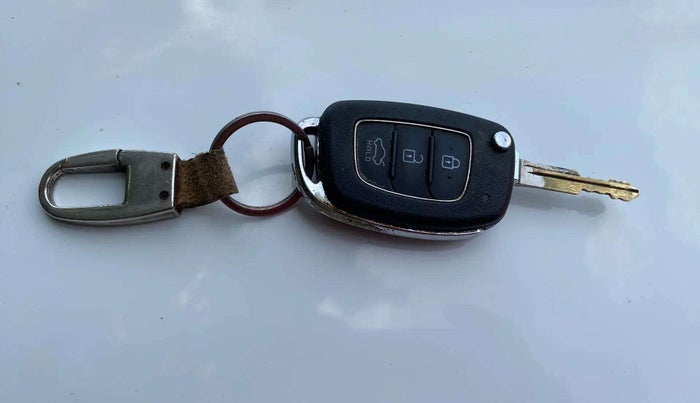 2019 Hyundai GRAND I10 NIOS SPORTZ 1.2 KAPPA VTVT, Petrol, Manual, 60,040 km, Key Close Up