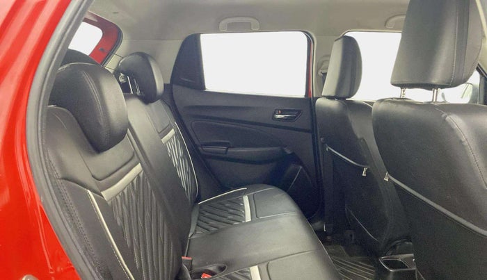 2018 Maruti Swift ZXI, Petrol, Manual, 33,122 km, Right Side Rear Door Cabin
