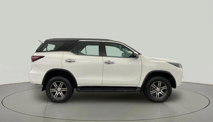 2021 Toyota Fortuner 4X2 AT 2.8 DIESEL, Diesel, Automatic, 30,491 km, Right Side View
