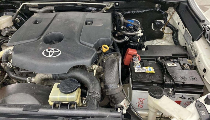 2021 Toyota Fortuner 4X2 AT 2.8 DIESEL, Diesel, Automatic, 30,491 km, Engine View - Left
