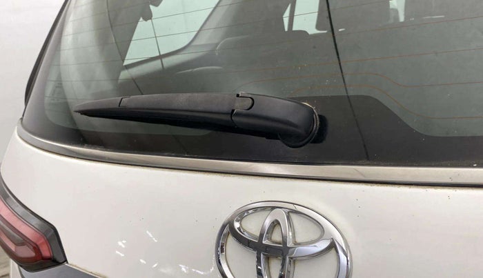 2021 Toyota Fortuner 4X2 AT 2.8 DIESEL, Diesel, Automatic, 30,491 km, Rear Wiper