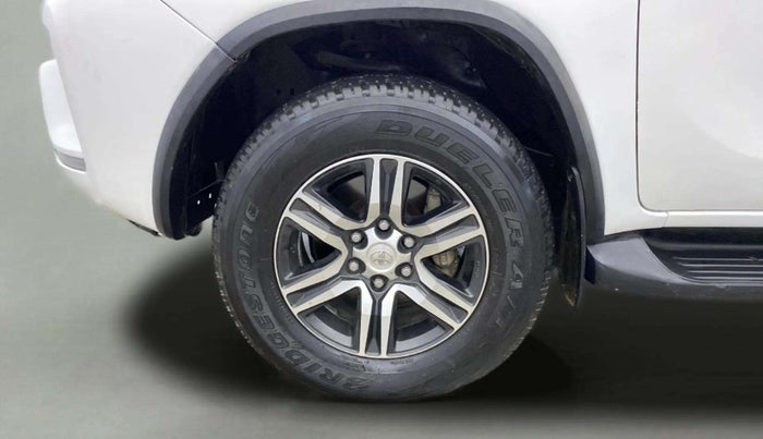 2021 Toyota Fortuner 4X2 AT 2.8 DIESEL, Diesel, Automatic, 30,491 km, Left Front Wheel