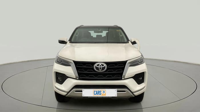 2021 Toyota Fortuner 4X2 AT 2.8 DIESEL, Diesel, Automatic, 30,491 km, Front