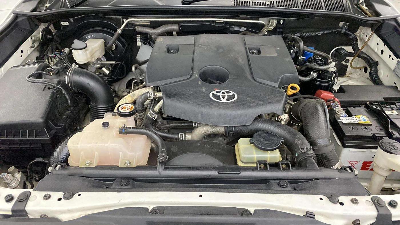 2021 Toyota Fortuner 4X2 AT 2.8 DIESEL, Diesel, Automatic, 30,491 km, Engine View