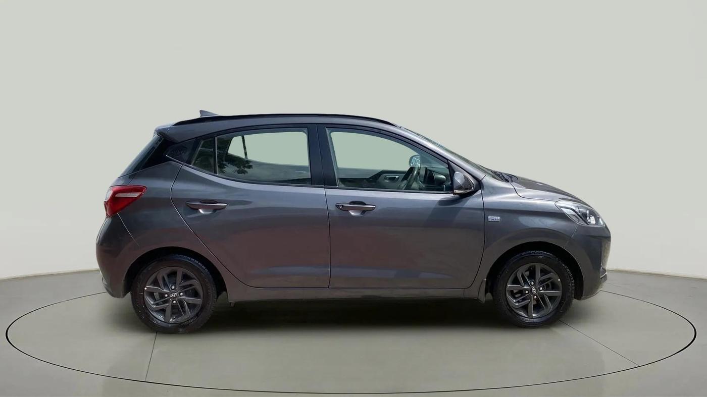 2019 Hyundai GRAND I10 NIOS SPORTZ AMT 1.2 KAPPA VTVT, CNG, Automatic, 42,923 km, Right Side View