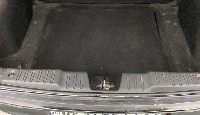 2022 Tata ALTROZ XT PETROL DARK EDITION, Petrol, Manual, 42,077 km, Boot Inside