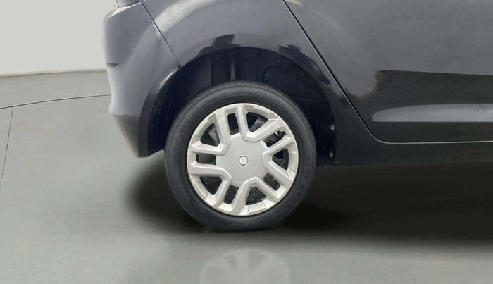 2022 Tata ALTROZ XT PETROL DARK EDITION, Petrol, Manual, 42,077 km, Right Rear Wheel