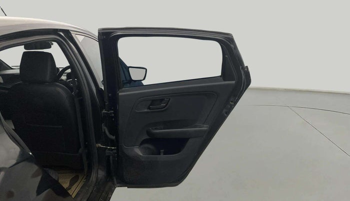 2022 Tata ALTROZ XT PETROL DARK EDITION, Petrol, Manual, 42,077 km, RHS Rear Door