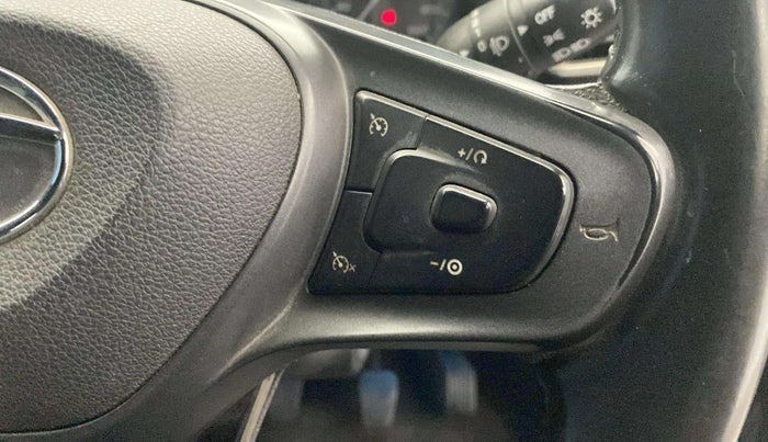 2022 Tata ALTROZ XT PETROL DARK EDITION, Petrol, Manual, 42,077 km, Adaptive Cruise Control