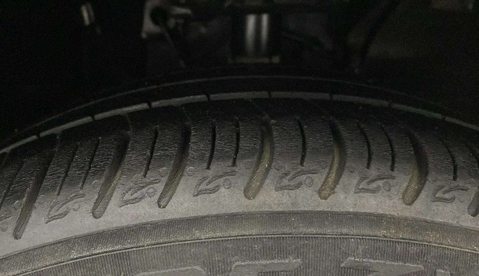 2022 Tata ALTROZ XT PETROL DARK EDITION, Petrol, Manual, 42,077 km, Right Front Tyre Tread
