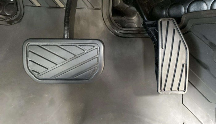 2020 Maruti Swift ZXI PLUS AMT, Petrol, Automatic, 44,698 km, Pedals