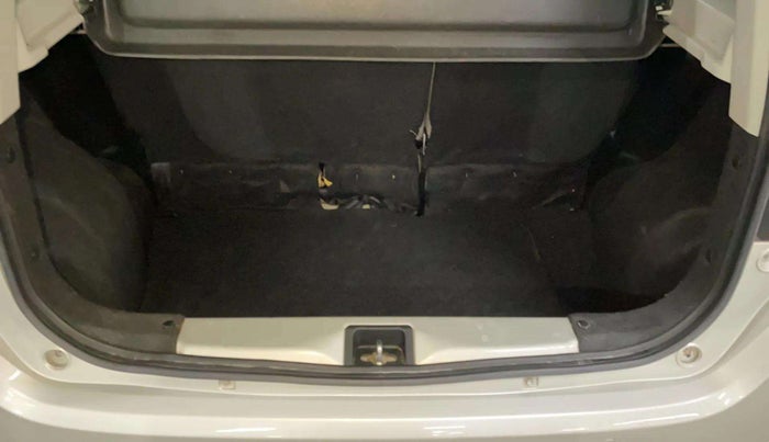 2020 Maruti New Wagon-R ZXI 1.2, Petrol, Manual, 41,240 km, Boot Inside