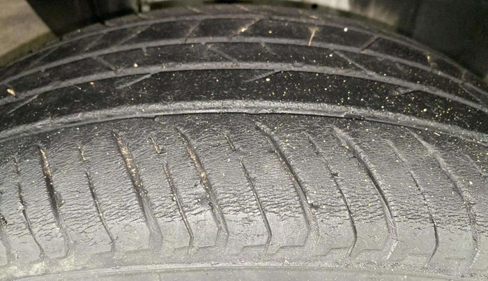 2022 Renault Kiger RXZ MT, Petrol, Manual, 44,194 km, Right Front Tyre Tread