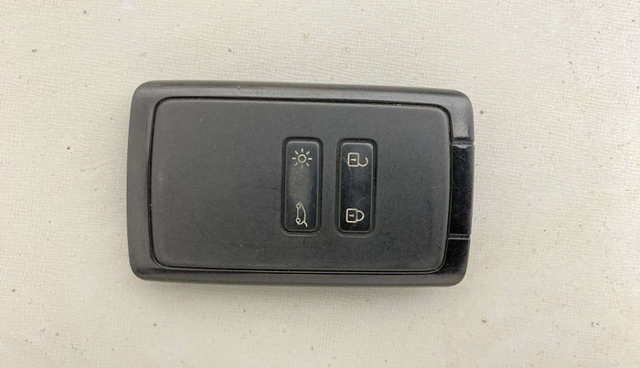 2022 Renault Kiger RXZ MT, Petrol, Manual, 44,194 km, Key Close Up