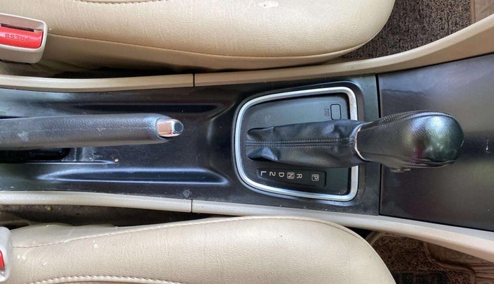 2019 Maruti Ciaz ALPHA  AT 1.5 SHVS PETROL, Petrol, Automatic, 97,930 km, Gear Lever