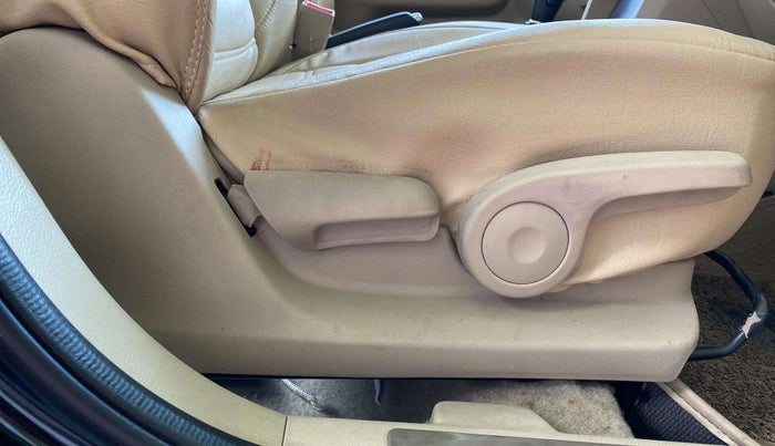 2019 Maruti Ciaz ALPHA  AT 1.5 SHVS PETROL, Petrol, Automatic, 97,930 km, Driver Side Adjustment Panel