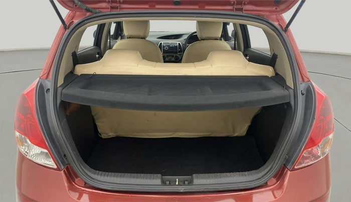 2013 Hyundai i20 MAGNA 1.2, Petrol, Manual, 29,734 km, Boot Inside