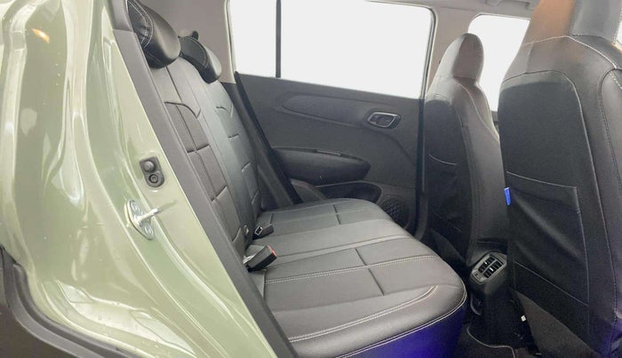 2024 Hyundai EXTER SX(O) CONNECT 1.2 AMT, Petrol, Automatic, 1,768 km, Right Side Rear Door Cabin