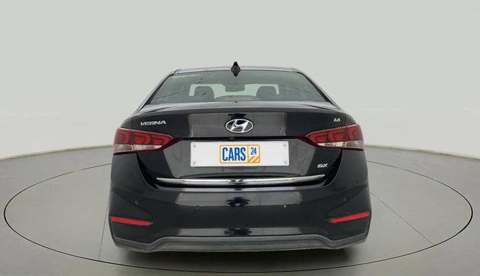 2018 Hyundai Verna 1.6 VTVT SX + AT, Petrol, Automatic, 96,580 km, Back/Rear