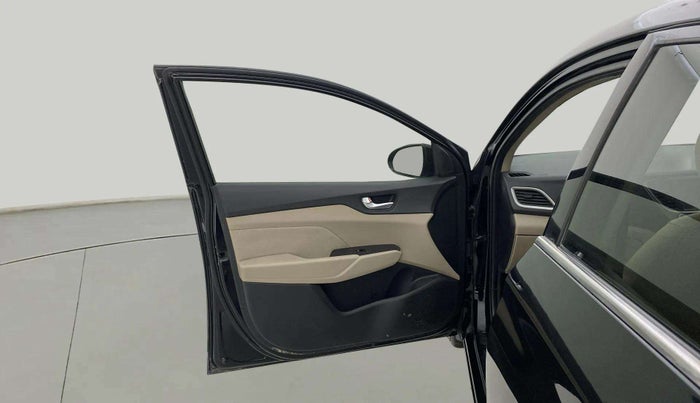 2018 Hyundai Verna 1.6 VTVT SX + AT, Petrol, Automatic, 96,580 km, LHS Front Door