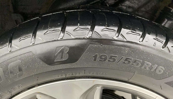 2018 Hyundai Verna 1.6 VTVT SX + AT, Petrol, Automatic, 96,580 km, Left Rear Tyre Tread