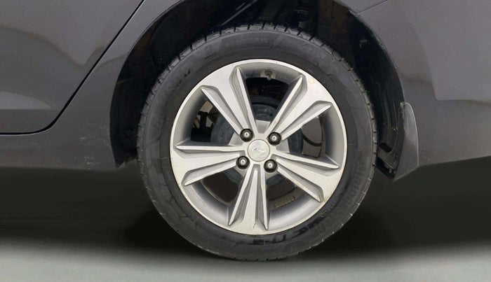 2018 Hyundai Verna 1.6 VTVT SX + AT, Petrol, Automatic, 96,580 km, Left Rear Wheel